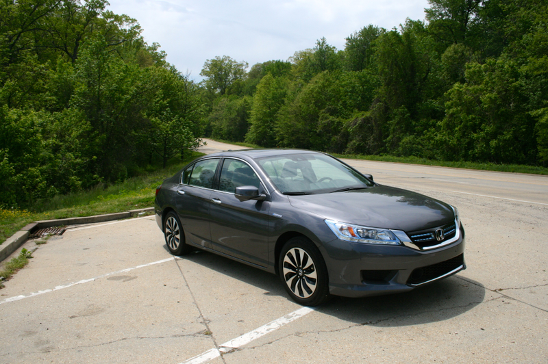 Illustration for article titled 2014 Honda Accord Hybrid: The Jalopnik Review